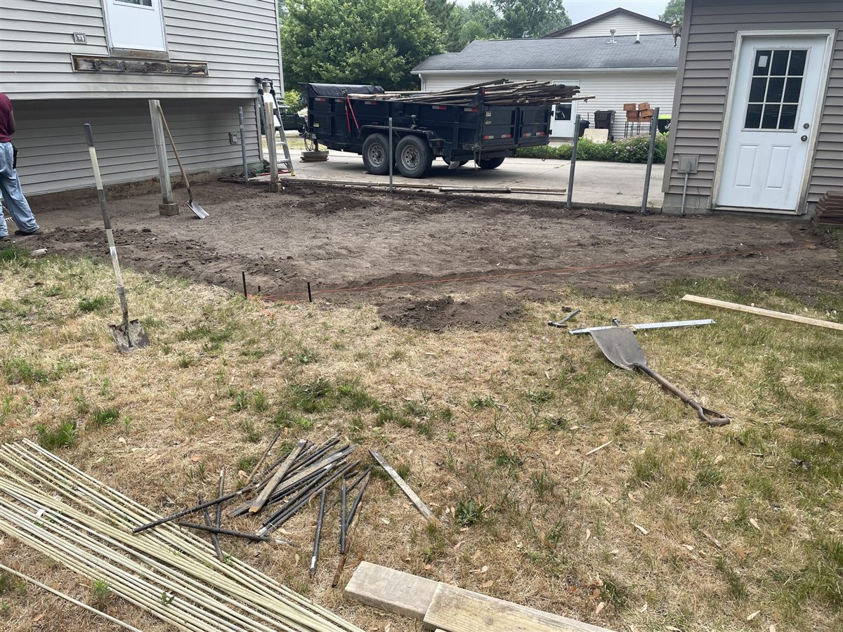 FastFix Concrete new driveway pour in Michigan
